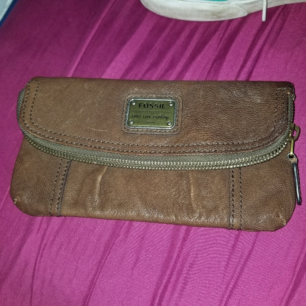 Fossil wallet